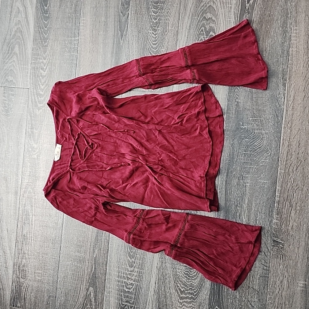 ⛅️ Hollister lace up Boho Blouse ⛅️
